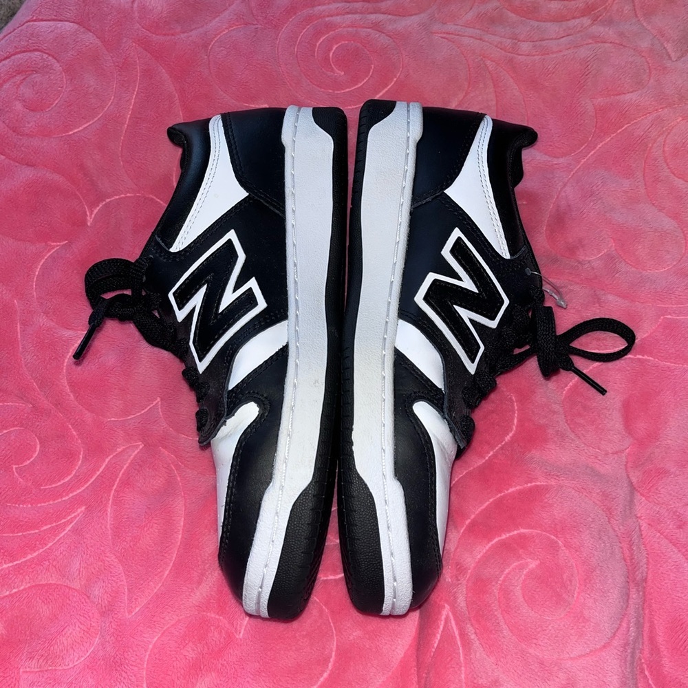 Black and white new balances 480s